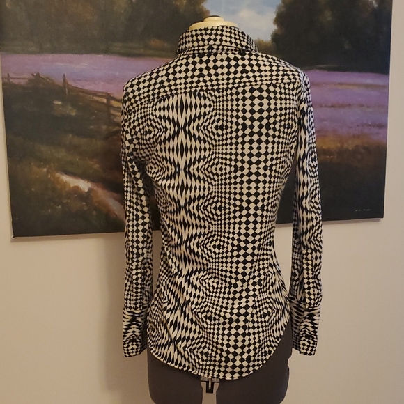 Zara Black and White Geometric Button Down Shirt - Size Small - Picture 3 of 4